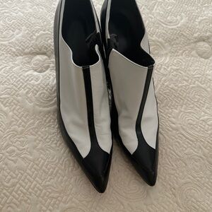 Chic black & white Women's Heels